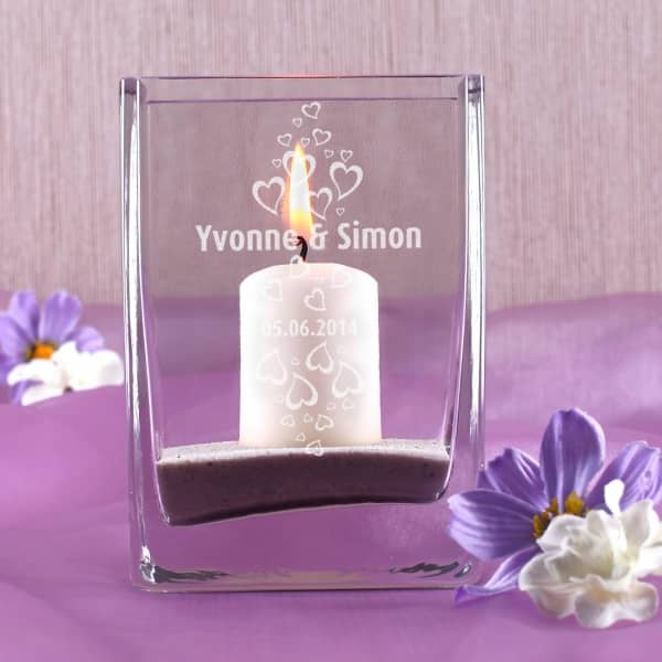 Vase mit Herzen zur Hochzeit