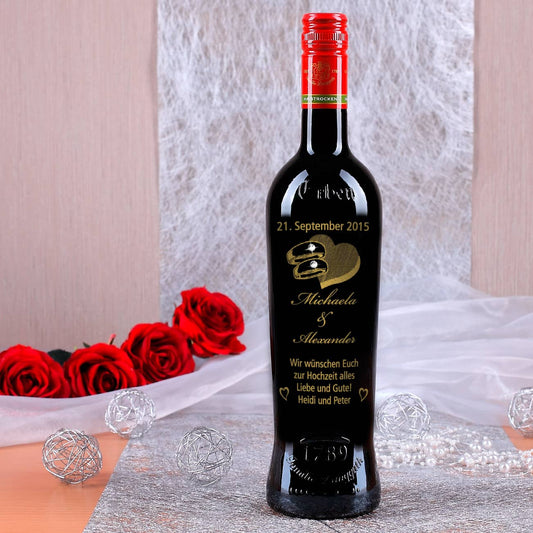 Weinflasche mit Gravur und Swarovski-Kristallen zur Hochzeit in gold