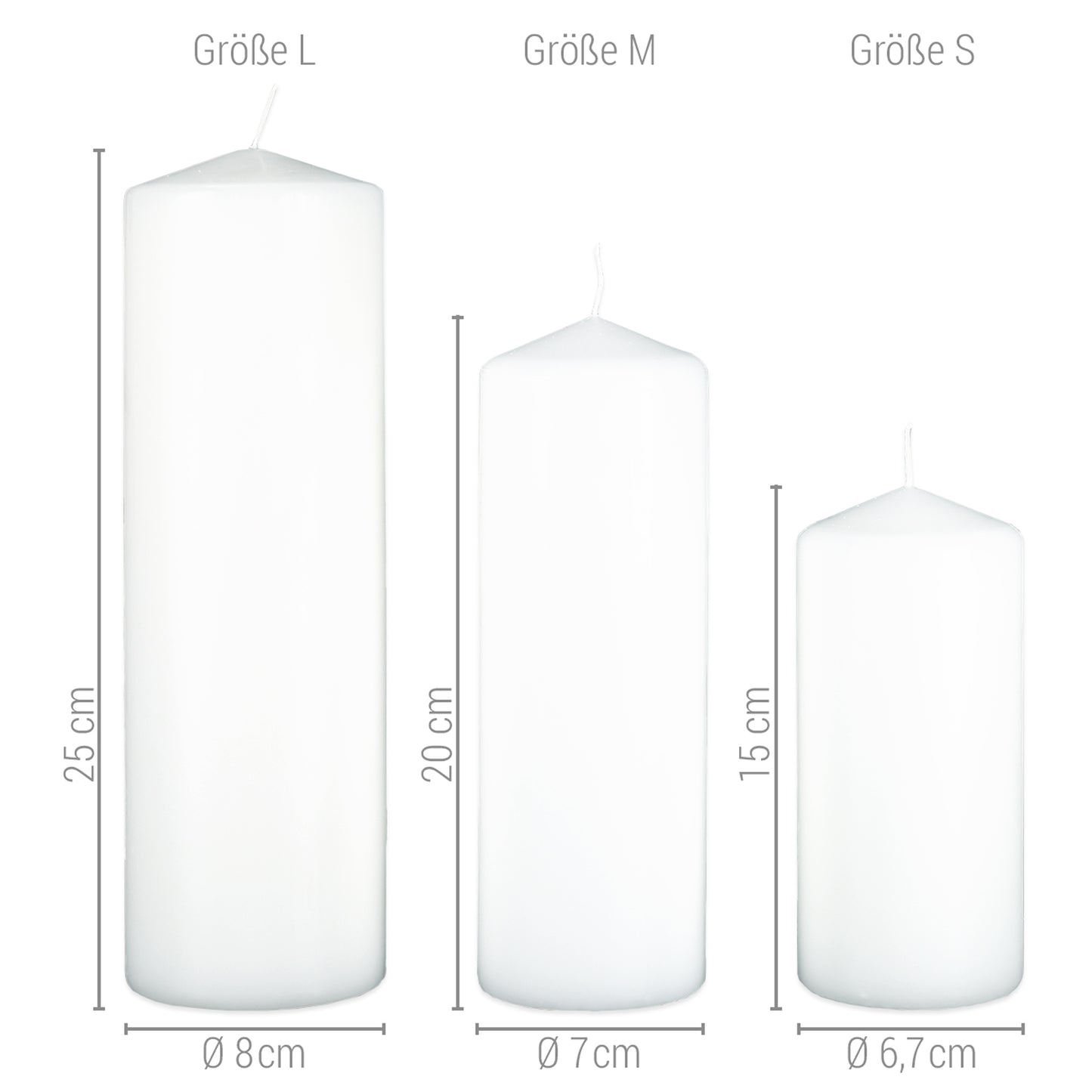 Größenvergleich Kerzen – drei weiße Stumpenkerzen in unterschiedlichen Höhen als Übersicht mit Maßangaben