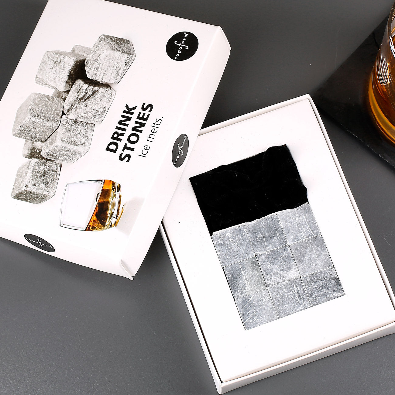 Verpackung mit 9 Steinen und Samttasche