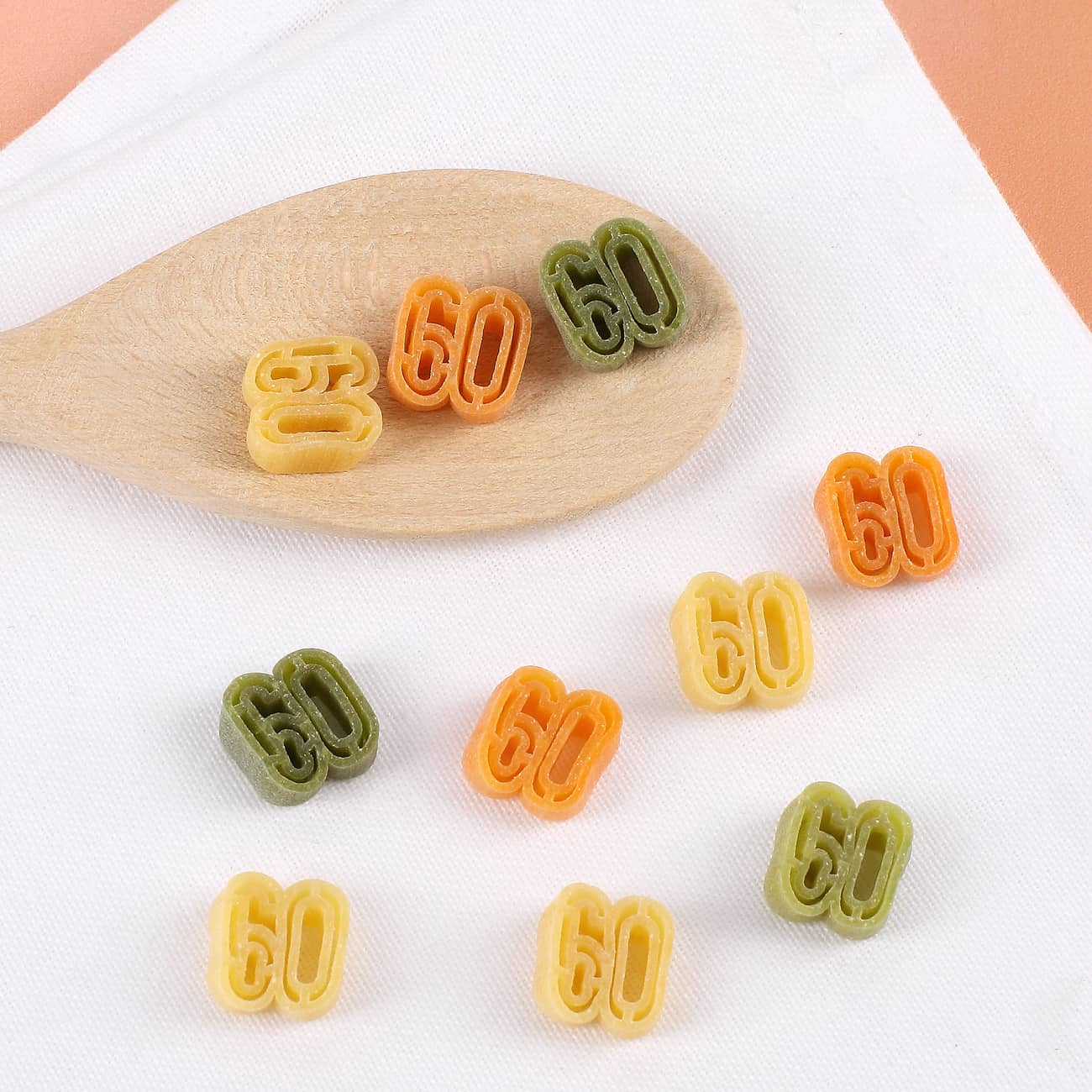 bunte Zahlennudeln zum 60. Geburtstag