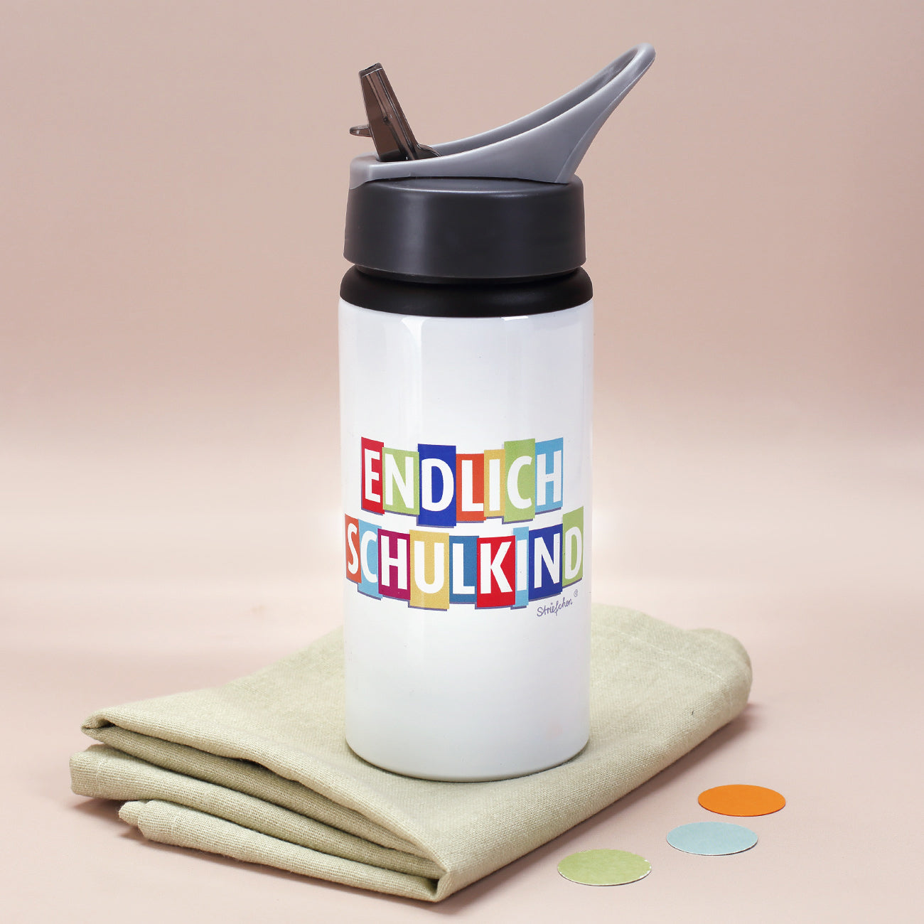 Metall-Trinkflasche zum Schulstart