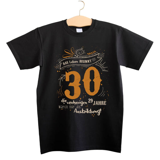 Schwarzes Shirt zum 30. Geburtstag