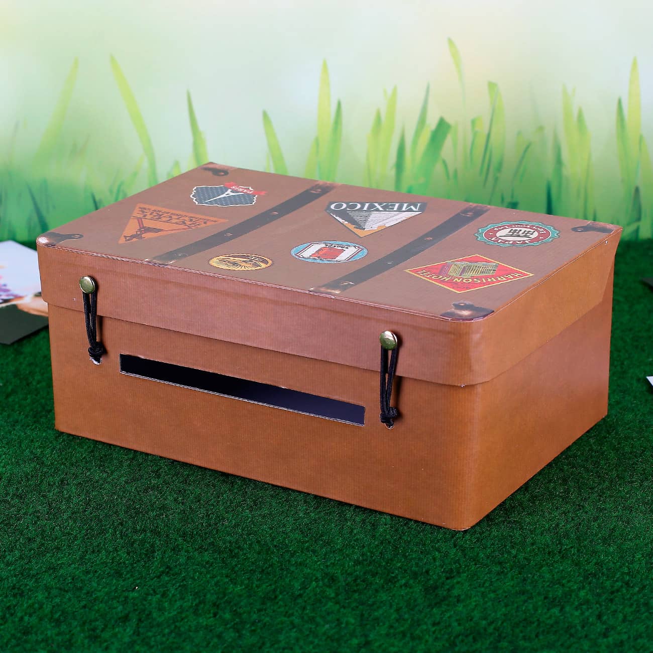 Kleiner Reisekoffer als Geldgeschenk oder Briefbox –