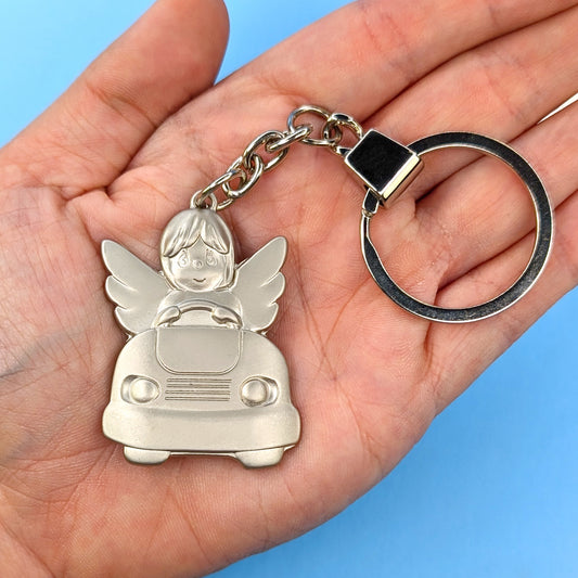 In der Hand gehalten – Größenverhältnis deutlich erkennbar