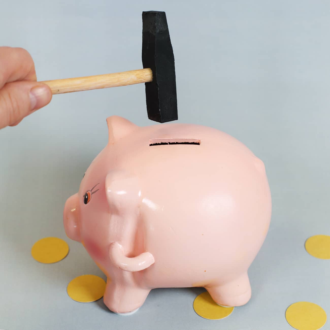 im Notfall mit Hammer einschlagen