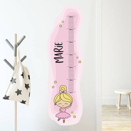 Großes Wandtattoo mit Größenskala und Ballerina Motiv