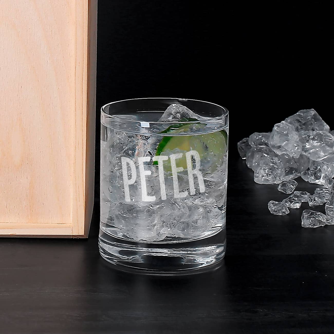 Mit Ihrem Wunschnamen graviertes Gin-Glas