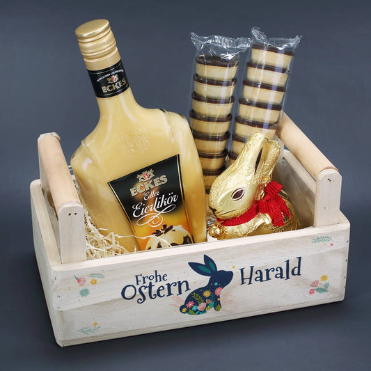 Geschenkkorb aus Holz mit Name personalisiert