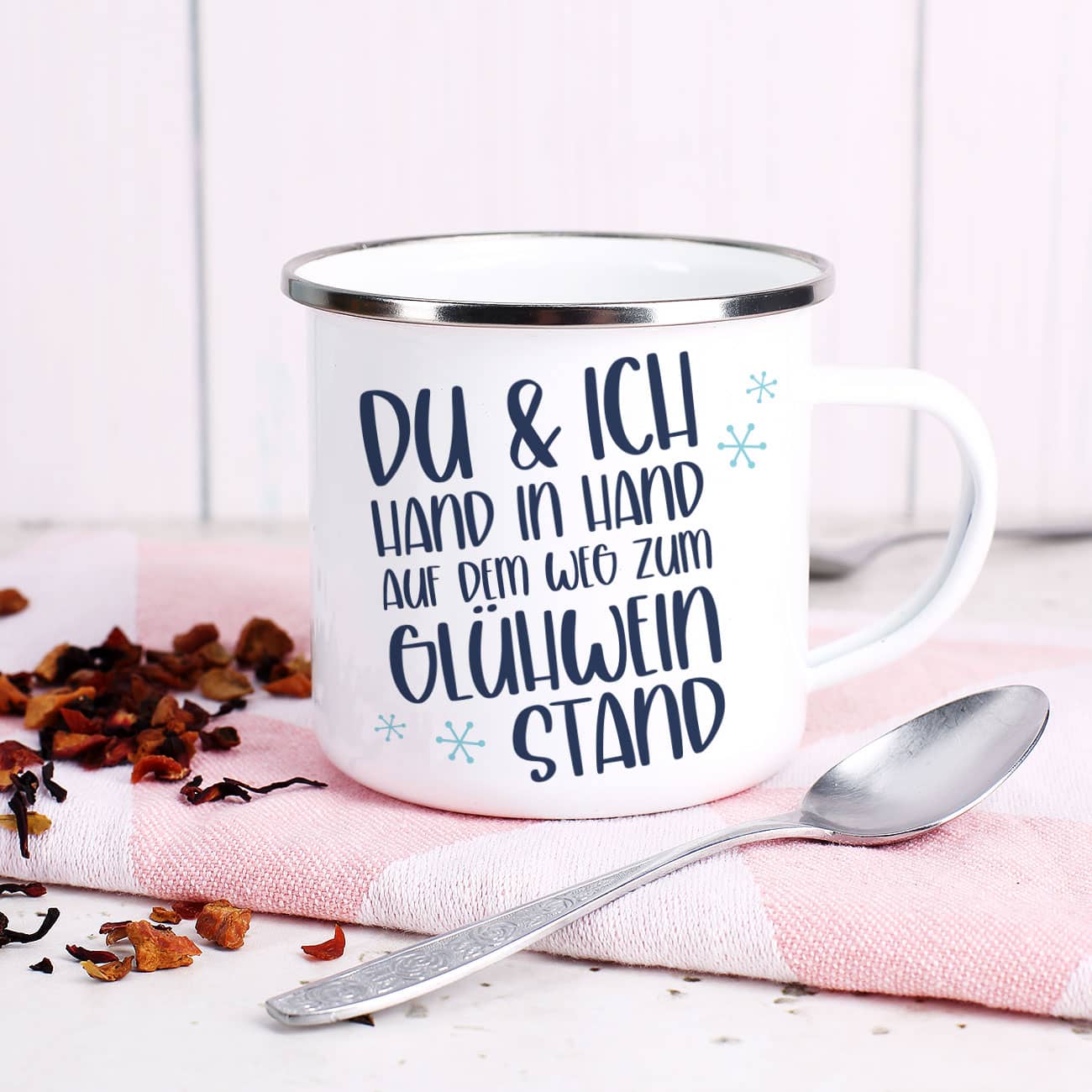 Emailletasse Hand in Hand zum Glühweinstand