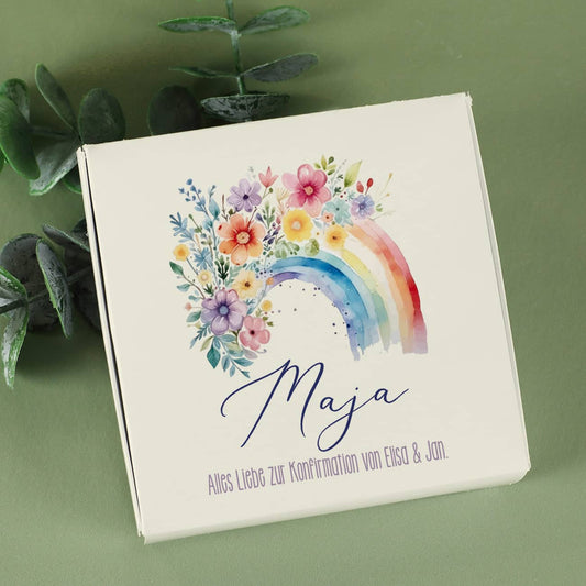 Halskette in Geschenkbox mit Blumen, Name und Wunschtext