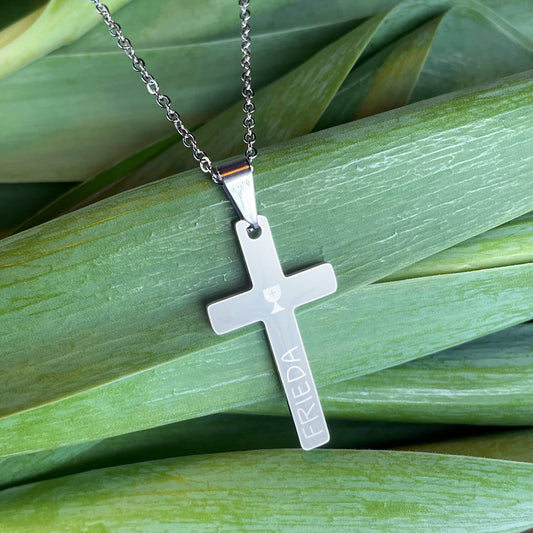 Halskette mit graviertem Kreuz zu Kommunion, Konfirmation, Taufe