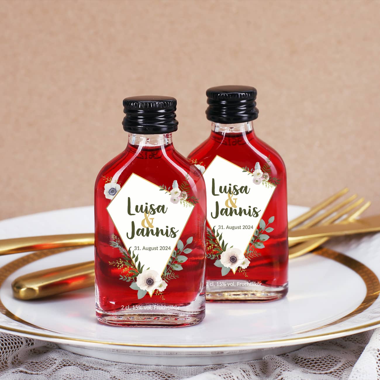 Kleiner Schnaps zum Polterabend oder zur Hochzeit mit Namen und Datum bedruckt Personalisierte Hochzeitsliköre