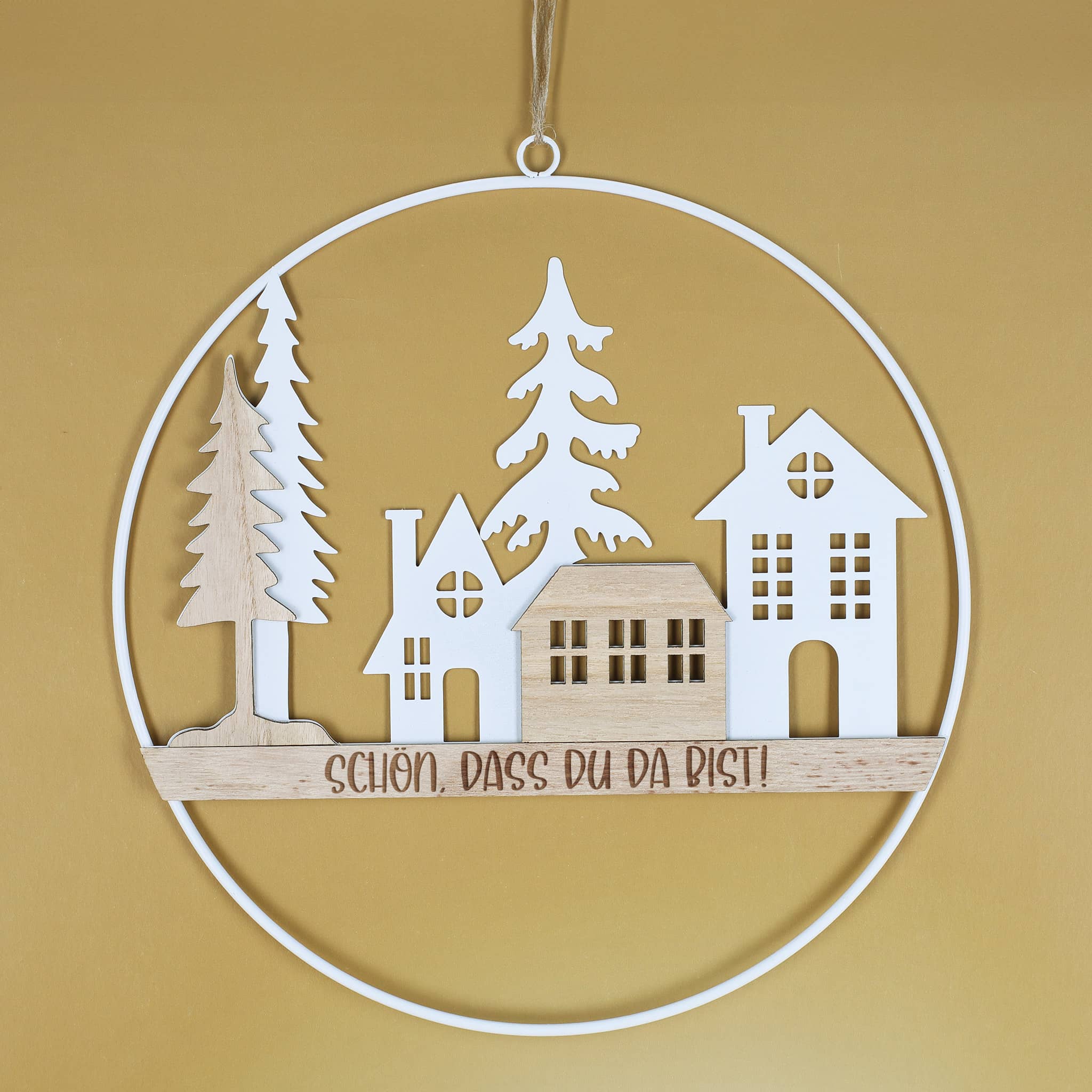 Personalisierter Türkranz aus Holz und Metall – Geschenk mit Wunschtext –