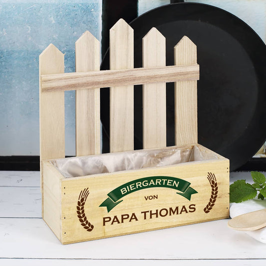 Persönliche bedruckte Holzkiste mit Zaun