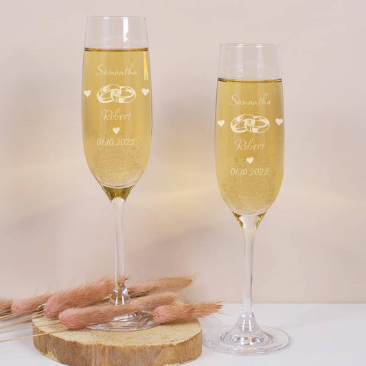 2 gravierte Leonardo Sektgläser zur Hochzeit mit Ringen