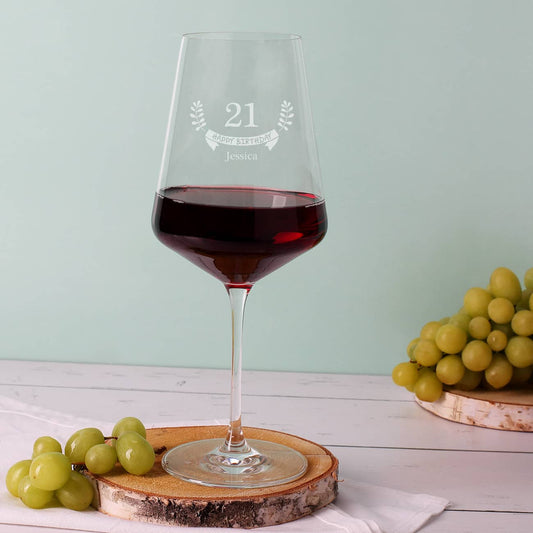 Graviertes Rotweinglas zum Geburtstag