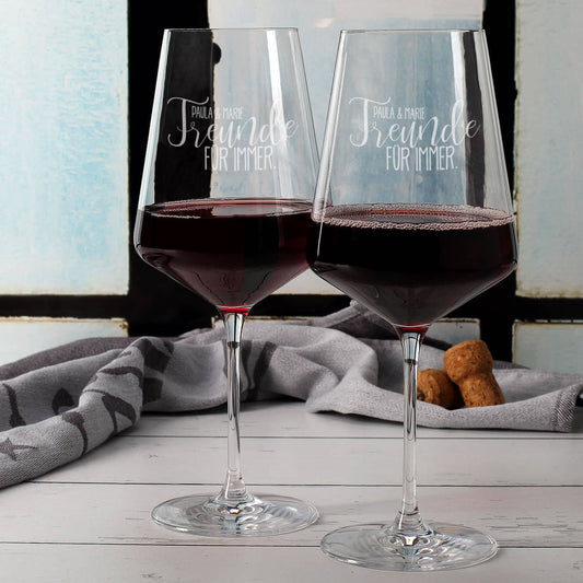 Zwei Rotweingläser "Freunde für immer" mit Ihren Wunschnamen