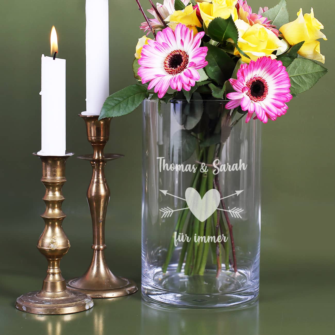 gravierte Vase zur Hochzeit mit Herzen und Wunschtext graviert –