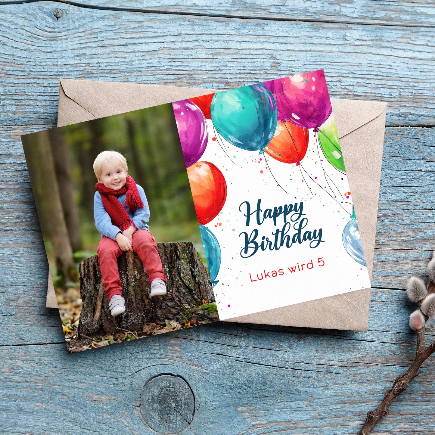 Einladungskarte zum Geburtstag mit Wunschdaten und bunten Luftballons