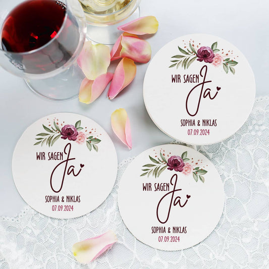 30 Pappuntersetzer gestaltet mit Namen, Datum & Rosen als Motiv