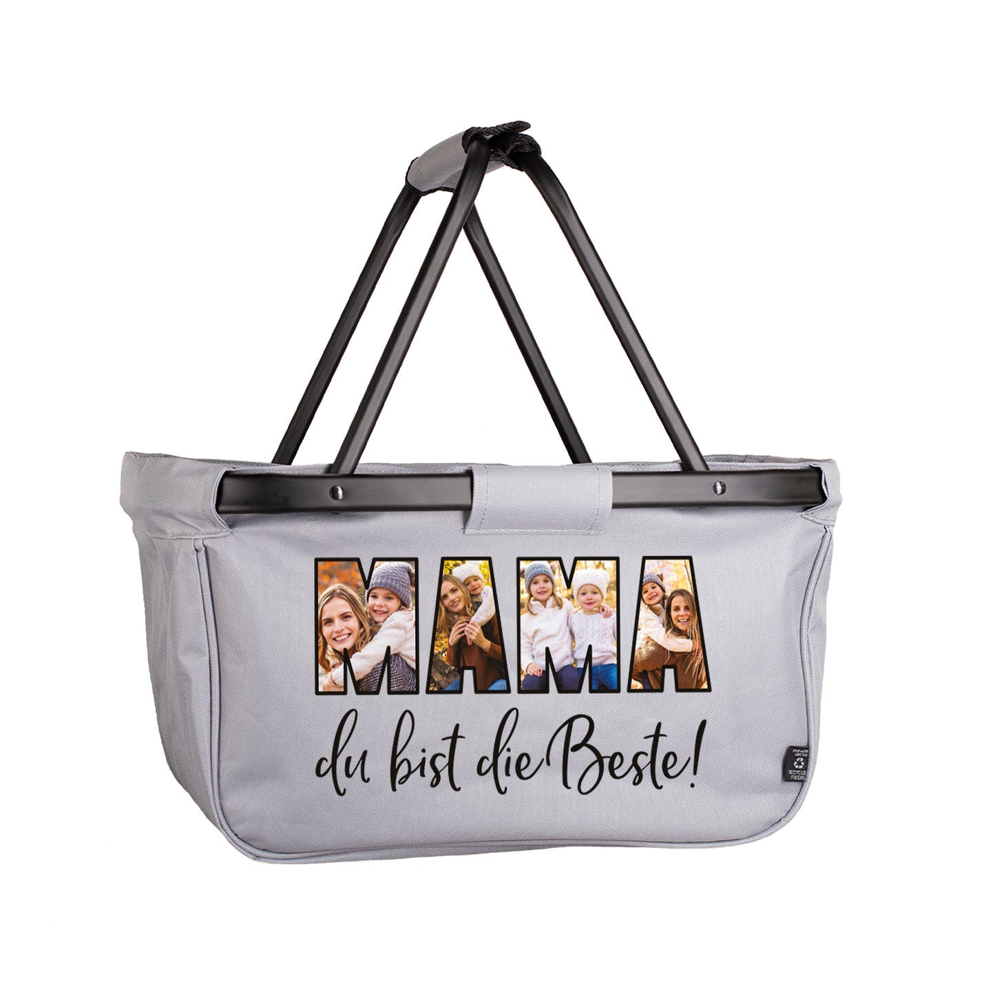 Personalisierter Einkaufskorb mit vier eigenen Fotos und dem Schriftzug „Mama, du bist die Beste!“ freigestellt auf weißem Hintergrund.