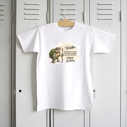 Nahaufnahme des witzigen Spruchs mit Schildkröte in der Mitte