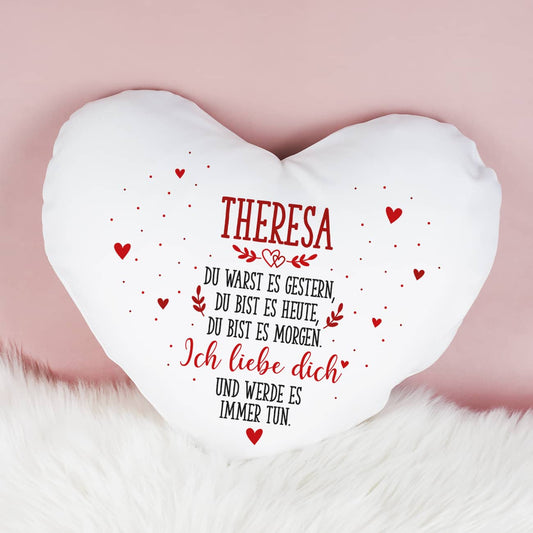 Romantisches Kissen in Herzform personalisiert