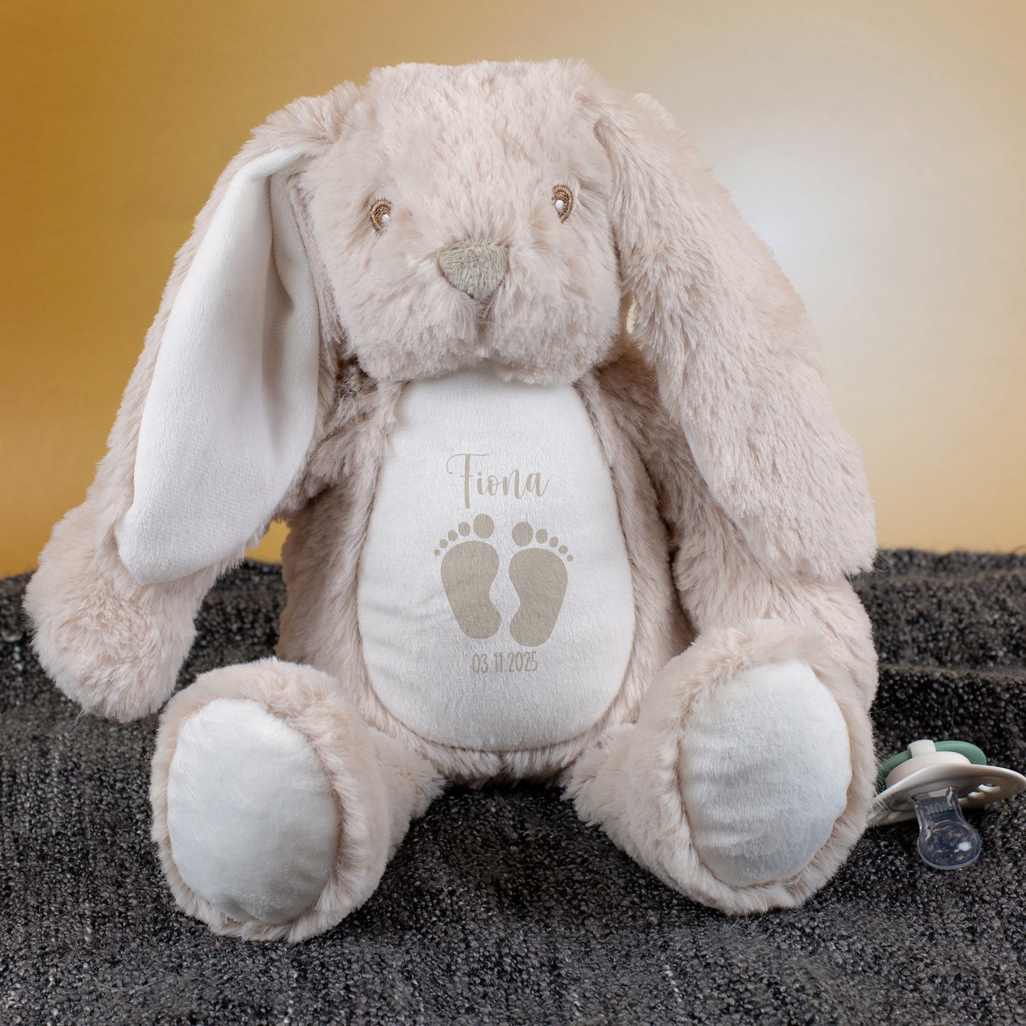 Kuscheltier Hase mit Babyfüßchen | Personalisiert mit Name & Datum zur Geburt & Taufe | Farbauswahl