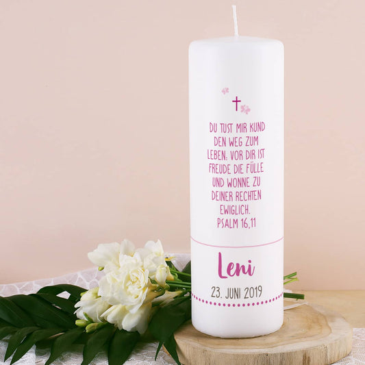 Taufkerze mit Lebensbaum, Name, Datum und Taufspruch