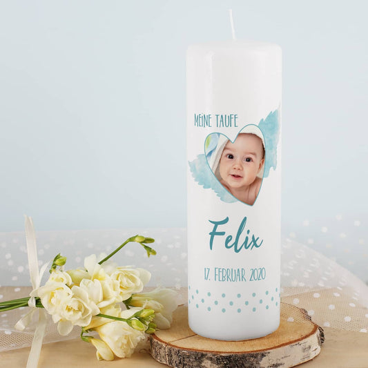 Taufkerze für Jungen mit Foto in Herzrahmen, Name, Datum und Taufspruch