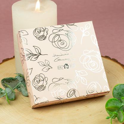 Handgefertigte Geschenkbox mit Silberfolienprägung Handmade in Germany by Herz&Heim