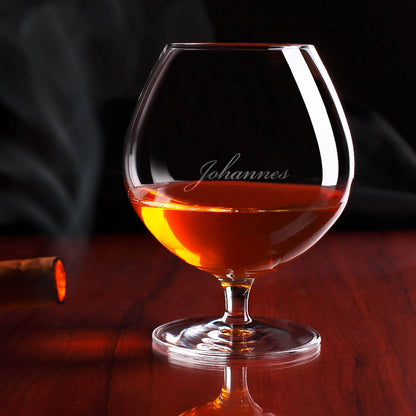 Graviertes Weinbrandglas mit Wunschnamen kelchförmig –