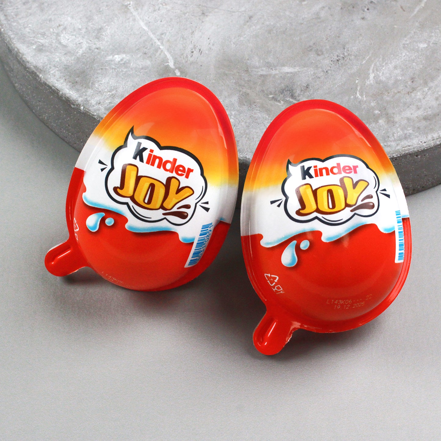 2 Stück Kinder Joy Ei als kleine Beigabe für Geschenke ca. 40g
