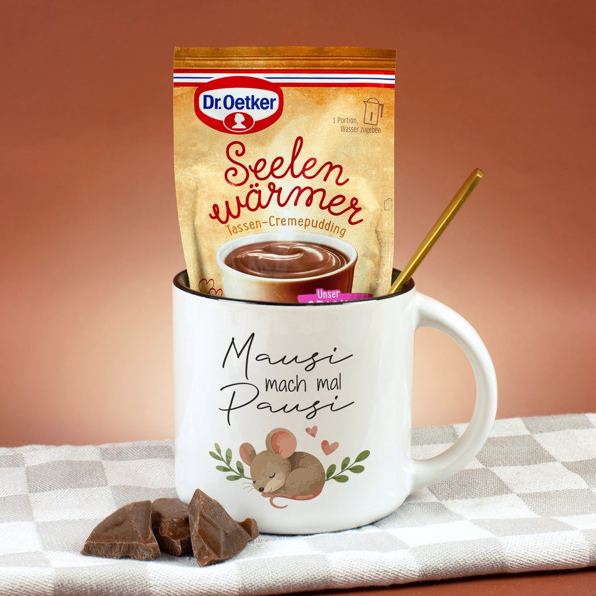 Geschenk Set Mausi mach mal Pausi mit schwarzer Tasse innen und Seelenwärmer Schoko Pudding