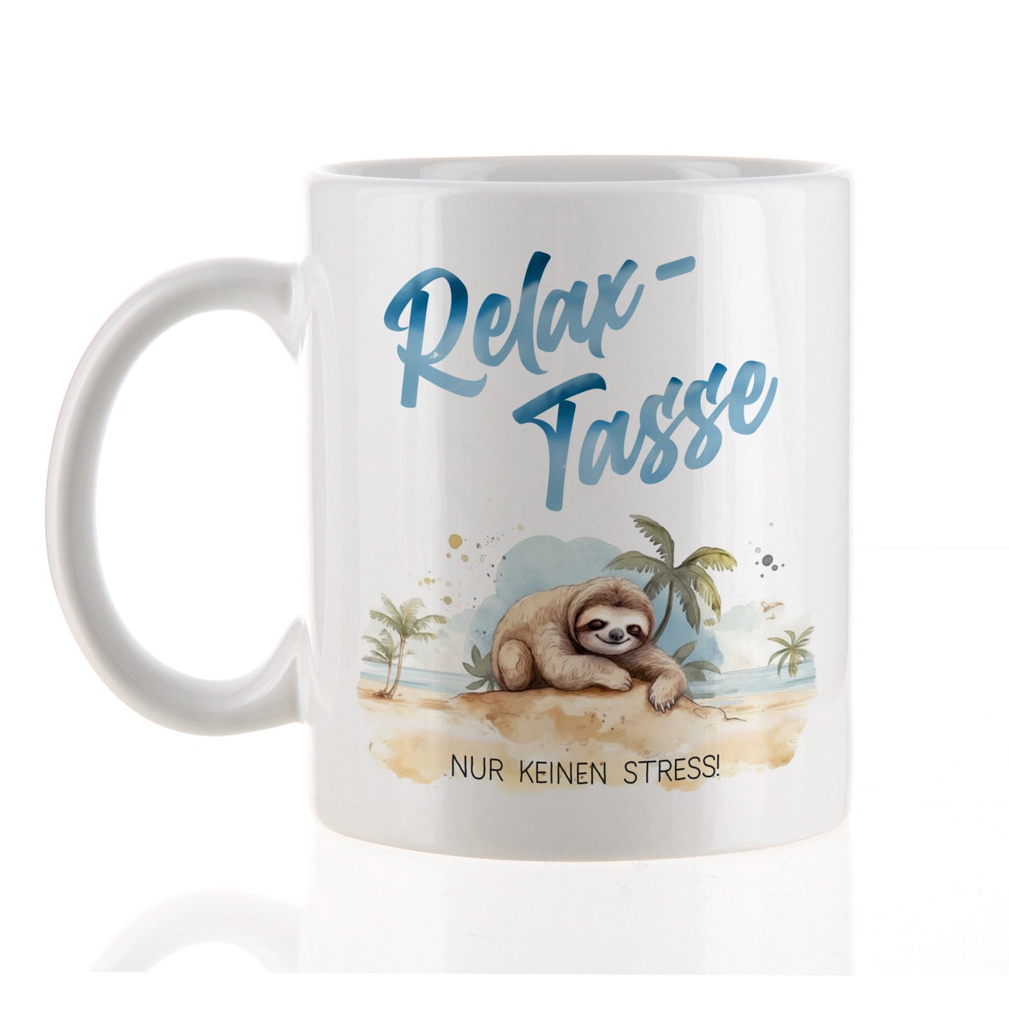 Bedruckte Keramiktasse mit Faultiermotiv und Aufschrift „Relax-Tasse“ auf weißem Hintergrund