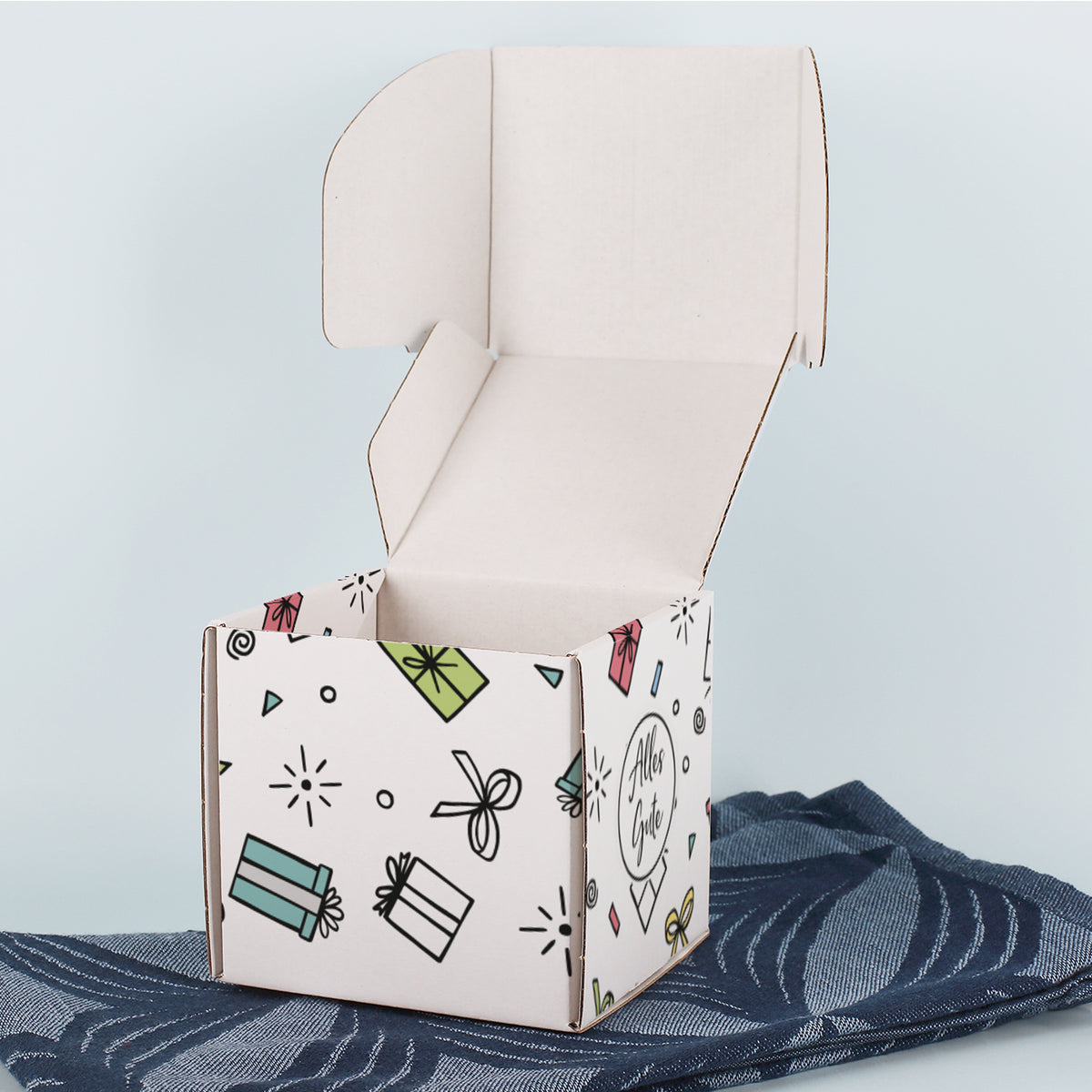 Geschenkbox 'Alles Gute' für Tassen und andere Kleinigkeiten mit bunte –