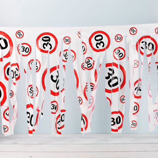 Fransen Banner zum 30. Geburtstag mit Verkehrzeichen