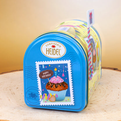 Seitenansicht der Geburtstagspost Mailbox mit Heidel Logo und Cupcake Motiv