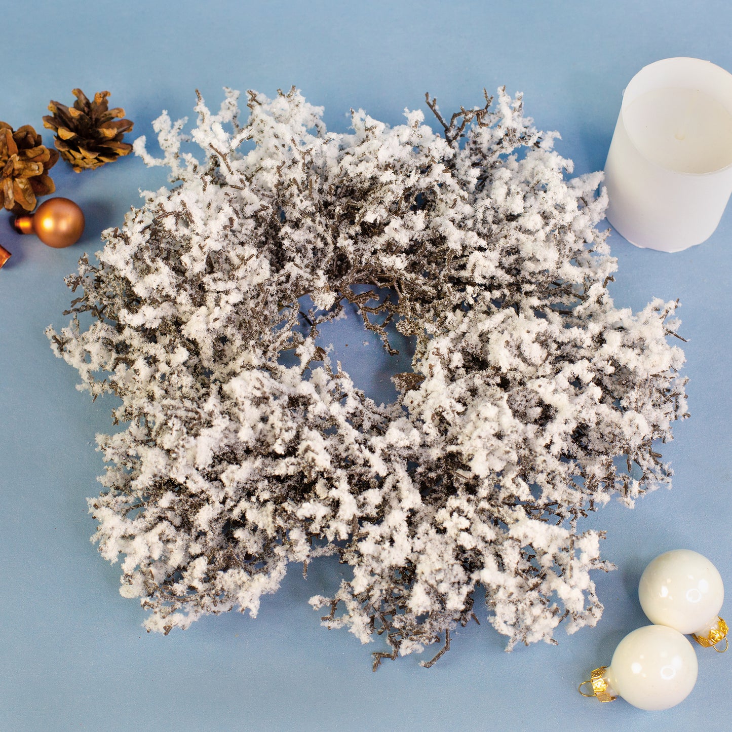 Winterlicher Adventskranz aus Schneezweigen in zwei Größen | Dekoration zu Weihnachten