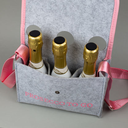 Prosecco to go Umhängetasche befüllt mit drei kleinen Flaschen