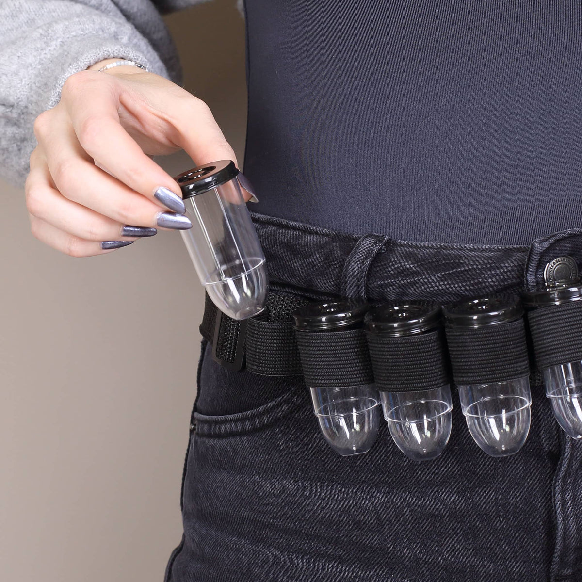 Shot-Gürtel mit 8 Flaschen – Perfektes Partyaccessoire –