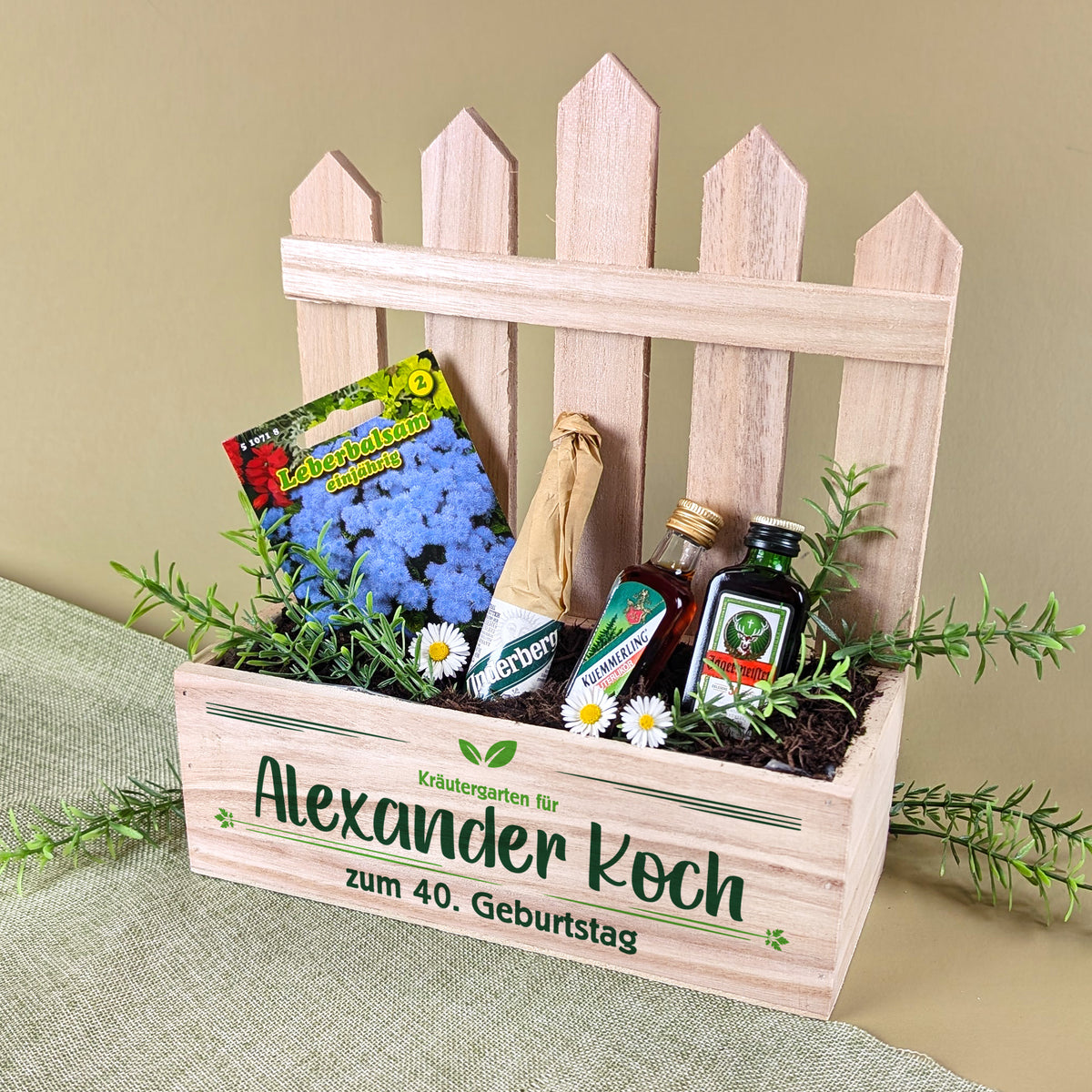 Kräutergarten Geschenk-Set mit Kräuterlikör, Samen & Pflanzerde – geschenke -online.de