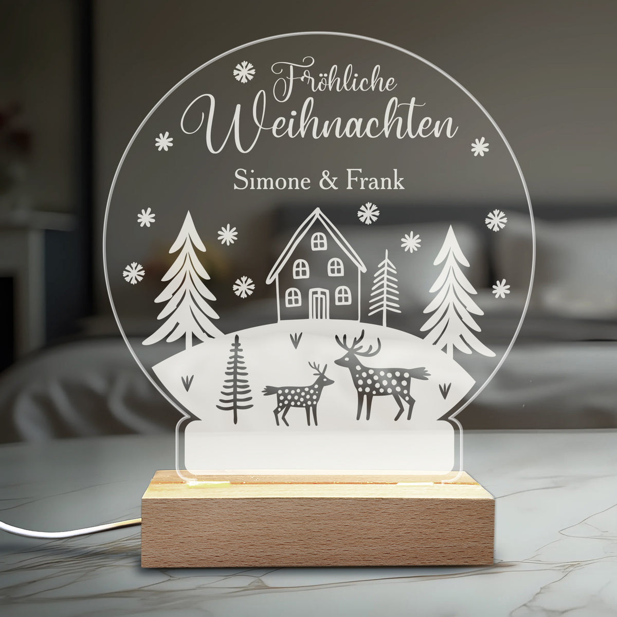 LED Licht personalisiert mit Wunschtext & Acrylglas in Schneekugelform –