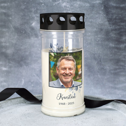 Personalisiertes Grablicht mit Foto, Name und Datum im Blätter-Motiv
