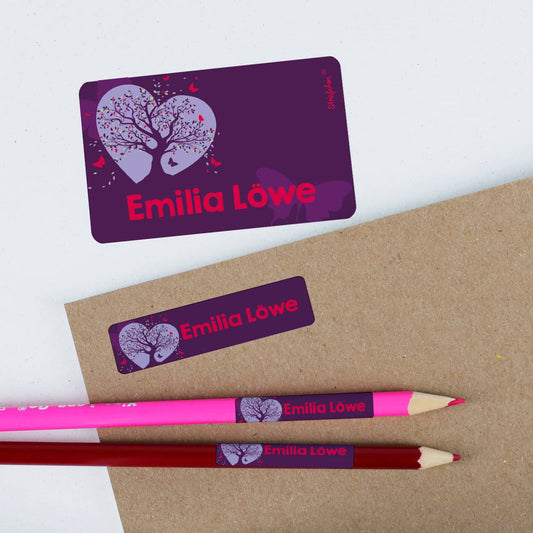 Namensetiketten mit magischem Schmetterlings-Motiv, Baum und Herz
