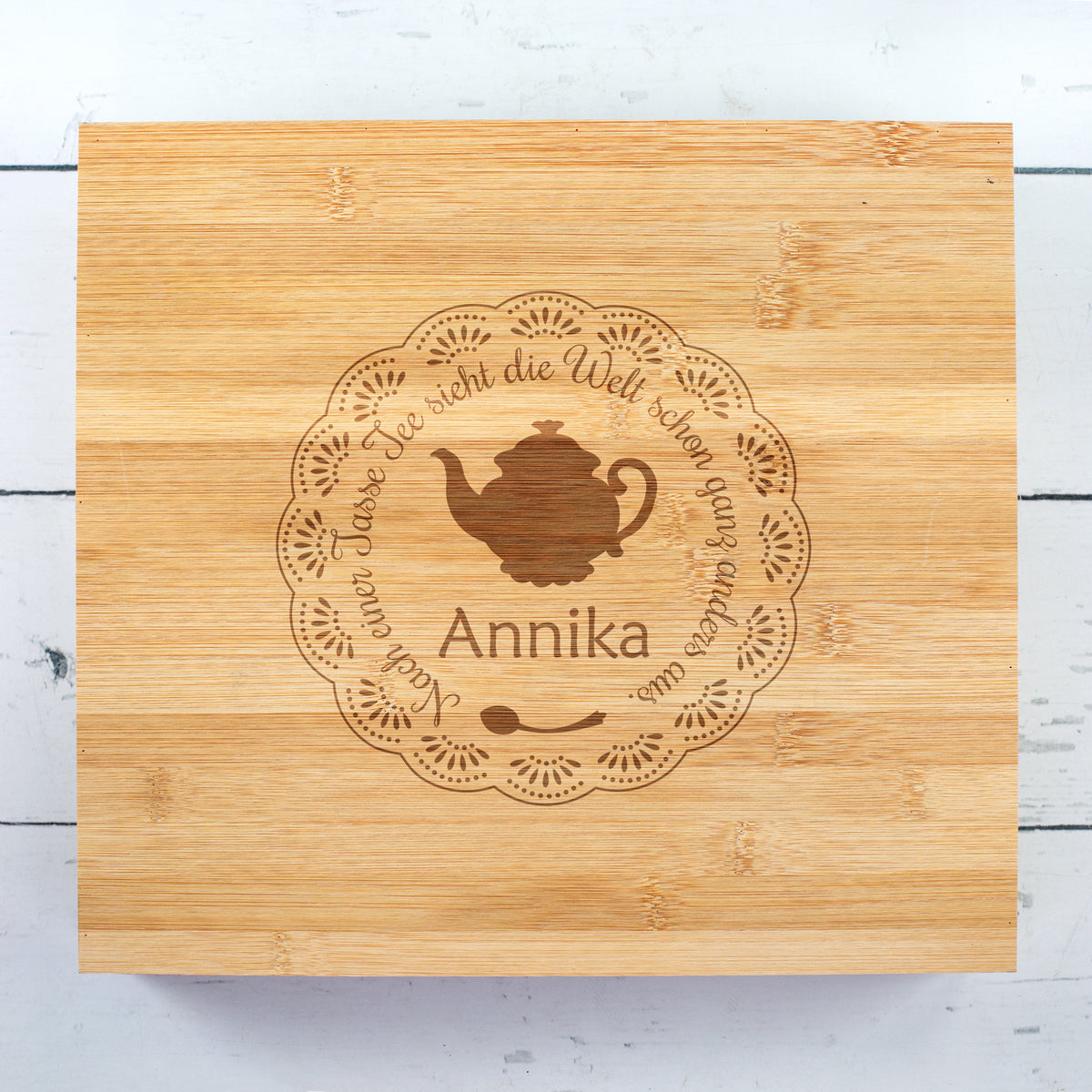 Teebox aus Bambus mit Name graviert | Personalisierte Tee Aufbewahrungsbox mit Schublade als Geschenk