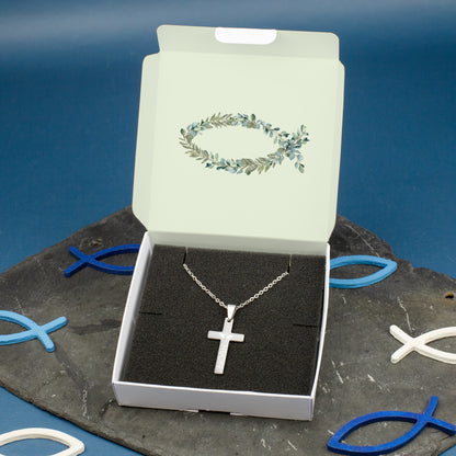 Kreuz-Halskette mit Gravur zur Taufe, Kommunion oder Konfirmation