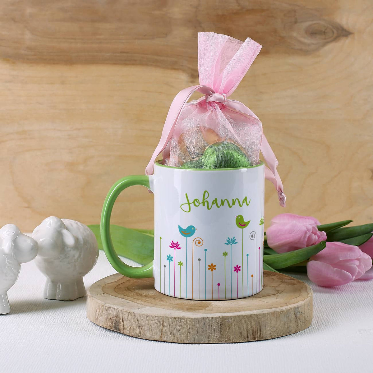 Tasse zu Ostern oder Muttertag mit Name und Lindt Schokoladen Herzen