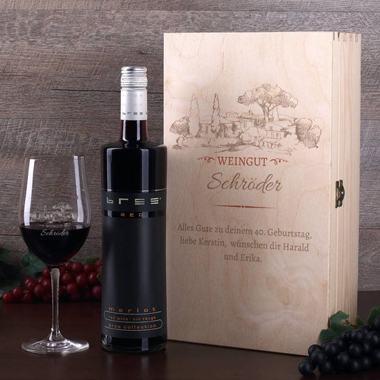 Weinset mit Weinglas und Bree Weinflasche Motiv Weingut